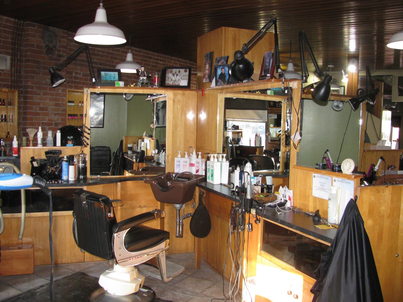 94 Main St, Auburn, ME 04210